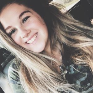 Meet your Posher, Molly